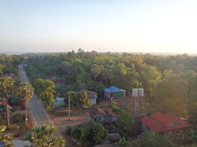 反対側は自然な感じ