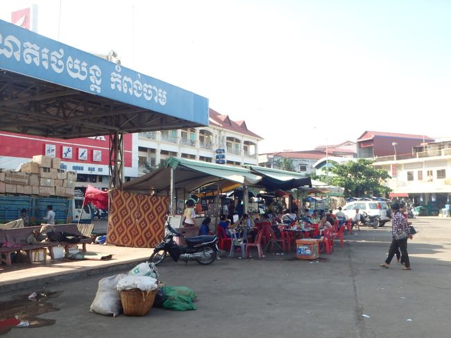 まだ満席ではありませんが、8時半ごろ出発