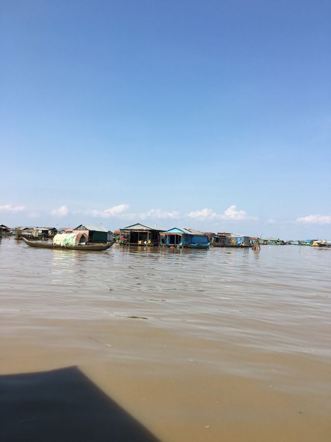 3月にトンレサップ湖クルーズツアーを参加された。