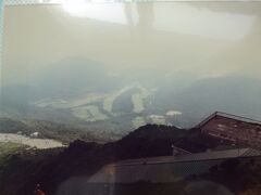 仁田峠よりロープウェイで妙見岳に登ります。