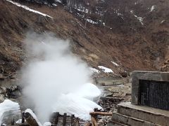 渋の地獄谷噴泉を見て、無料駐車場に戻ったのだ。

この後は安曇野に向かうよ。

続きはコチラ↓
「17年3月 家族旅行＠長野 安曇野編」
http://4travel.jp/travelogue/11227355