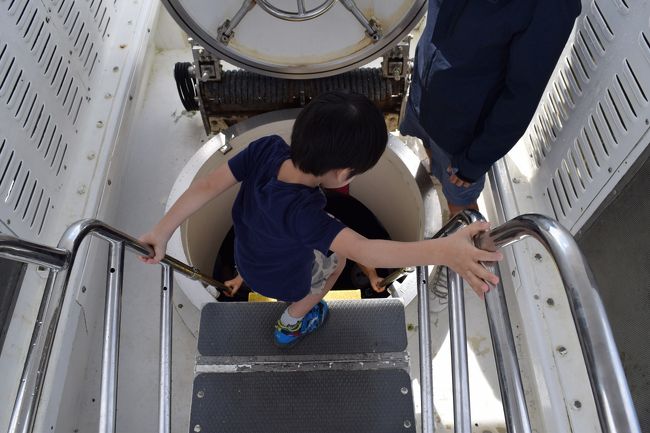 そしてタラップを降りて、乗り込みます。