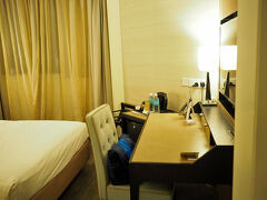 やっとホテルに到着
ANA旅作の中からThe Elizabeth Hotel by Far East Hospitalityを選んでみました
オーチャード駅から少し歩きますが便利な場所で快適です