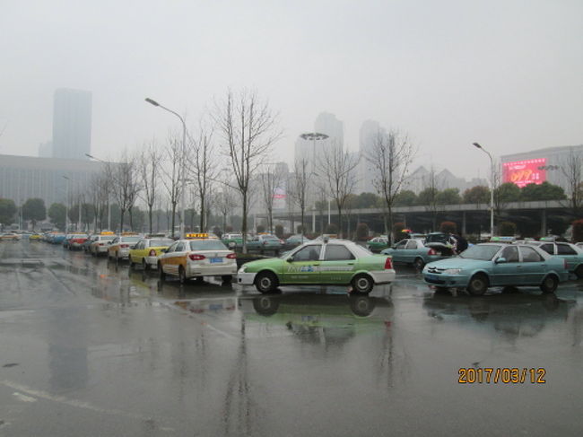 タクシー乗り場。<br />