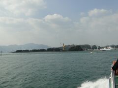 巌流島が見えてきました。
