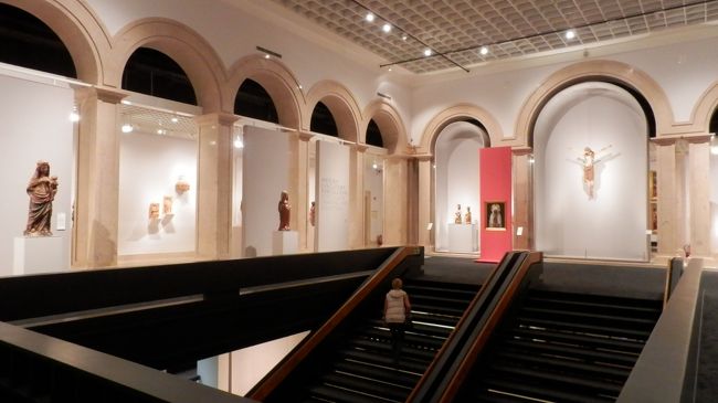 美術館そのものもゆったりとしていてきれいです。