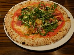 レッスン後は、お台場海浜公園近くのイタリアンでランチをします。ちょうど南イタリア料理を出しているレストランを発見したので、行ってみました。
とてもシックで落ち着いたお店でしたが、味は割と普通でした。おしい！