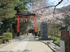 宇治上神社本殿 拝殿