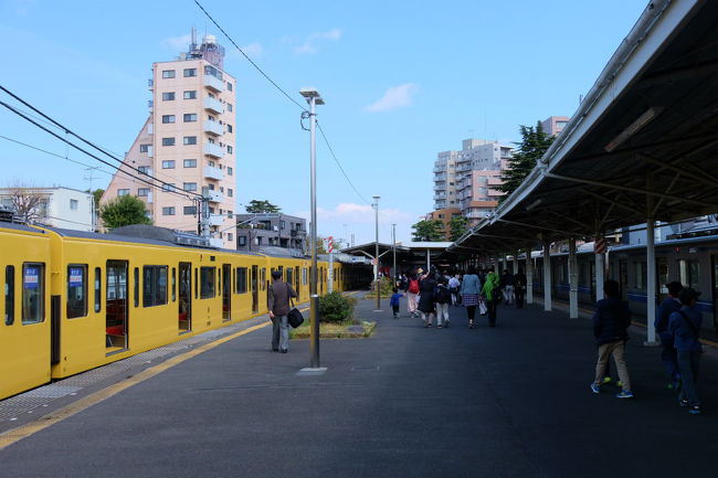 高校願書をもってきた日<br /><br />　よくわからずに乗り込んだ電車は　　豊島園行に<br /><br />　　慌てた事も思いだしました。