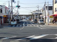 須磨駅、電車の撮影に向かう、海がすぐそばだ。