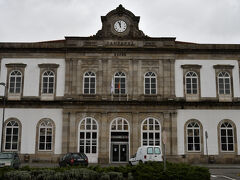 カンパニャン駅には昼食をとりにきただけです．
街中へはポルトガル鉄道で戻ります．
