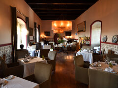 オビドス2日目(全行程12日目)．
本旅行記はポサーダ・カステロ・オビドスの朝食会場からスタート．