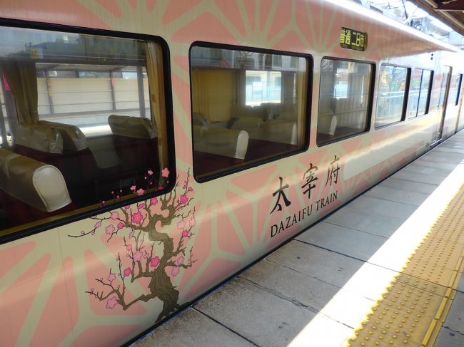 側面は色々なラッピングがされています。