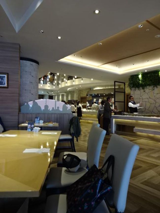 リニューアルされてシックなデザインです