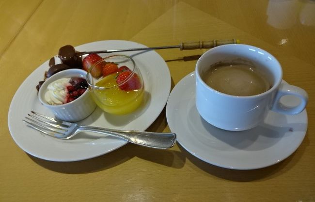 スイーツも種類が増えてチョイスが悩む