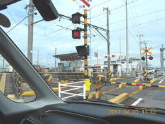 天皇寺から国分寺に向かう途中踏切停車。

JR八十場駅（予讃線）です。
