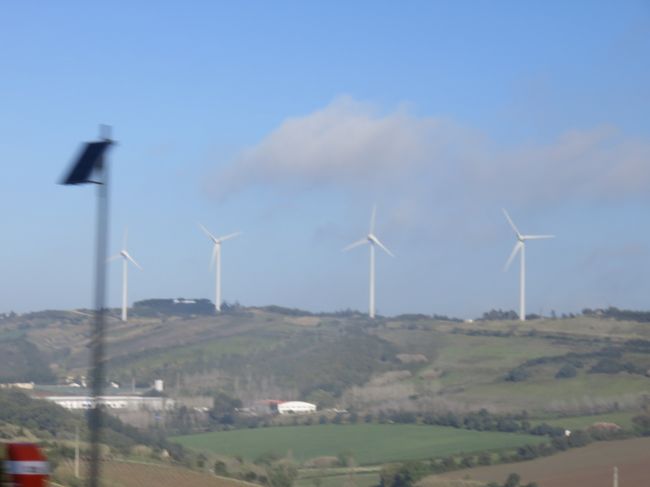 ポルトガルには原発がなく風力発電が多い