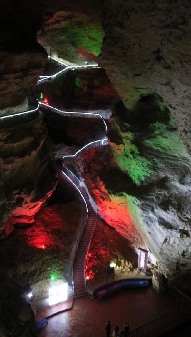 張家界旅行5日目 宝峰湖 黄龍洞 南方長城 鳳凰古城 張家界 中国 の旅行記 ブログ By ミセスkさん フォートラベル