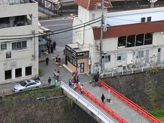 ピコット箱根湯本駅前店。