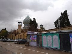 見えてきました。周りがあまりにも殺風景というか、地元感が強かったです。