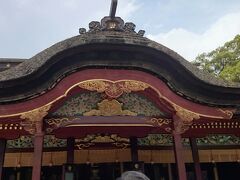 御本殿
きれいな赤色