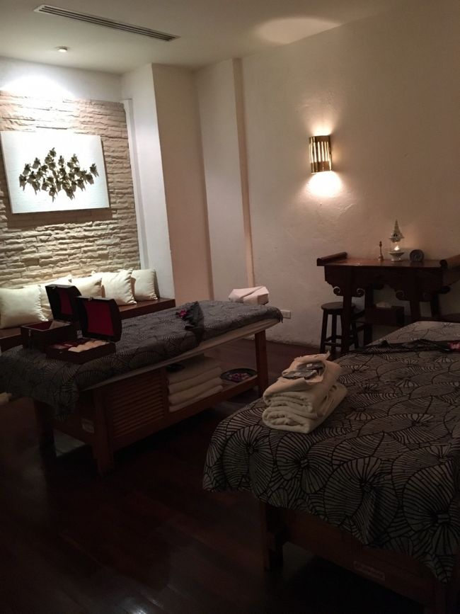 気持ち良くて半分は眠ってしまった。<br /><br />終了したのが２２時過ぎ<br /><br />この後ホテルまで送ってもらった