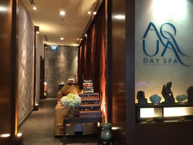 シェラトン内のアクア　デイ　スパは到着時は工事中でした。<br />翌朝、リニューアルオープンされていて、ラッキー！<br />早速予約しておきました。<br /><br />中にはいって、あれ？どこか変わったの？<br />聞いてみたら、エアーコンディショニングを工事したとか。　