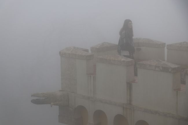 この門の左端にはワニさんが突き出てる（笑）<br />こういうのを見つけるのも楽しいんだよね。