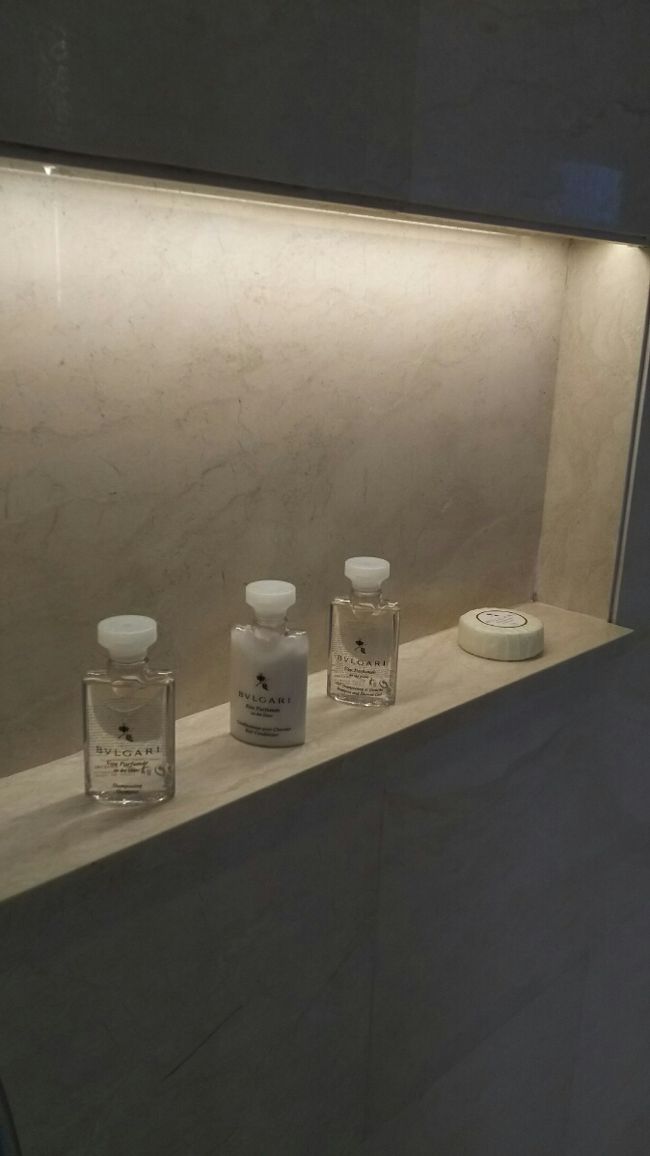 アメニティはブルガリ。<br /><br />お父さんの香り???<br />いえいえ、高級な香りなのかな。