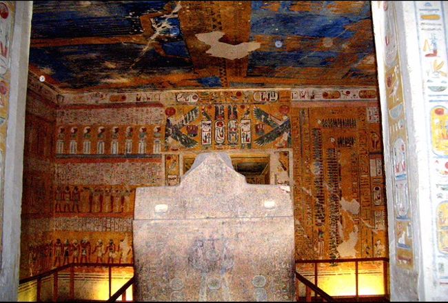 エジプト2017・・・(6)ルクソール 古代エジプトの都「テーベ」 “あの世”であり“墓地”でもあったナイル川西岸