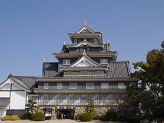 おかやまハレイロキャンペーン中の岡山城！
春らしい３柄のマスキングテープで装飾されています。