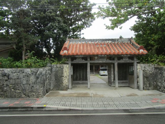 桃林寺（八重山で最初に建立されたお寺）・車窓から