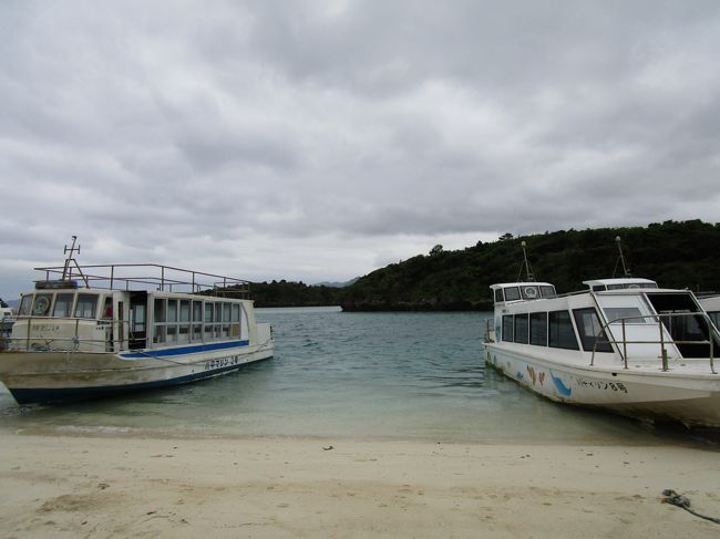 川平湾<br />グラスボートに乗船して海底見学