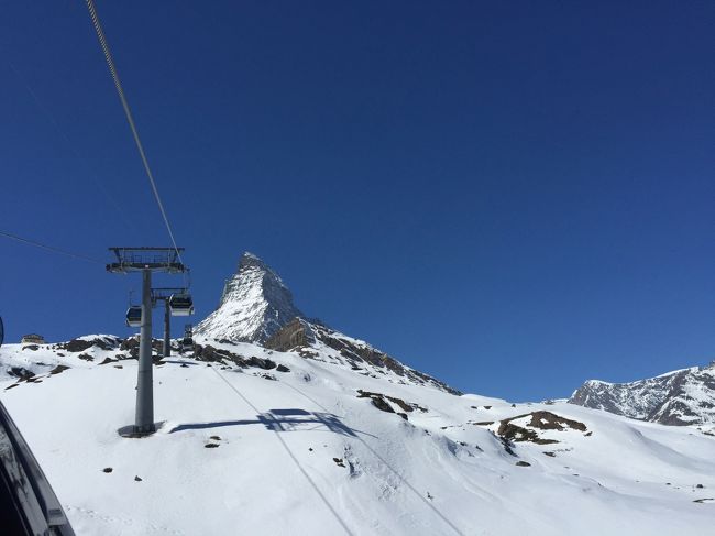 続いて、ロープウェーを乗り継いで、マッターホルン・グレッシャー・パラダイスに向かいます。