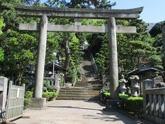 丸入水産のすぐ近くにある貴船神社