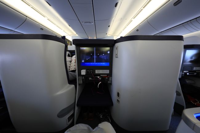 最広角11ｍｍだと座席がこんなに広いです。バーチャルファーストクラス！