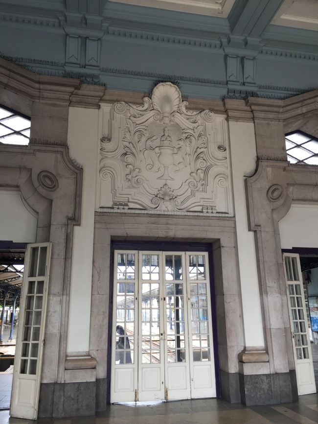 コインブラAの駅構内