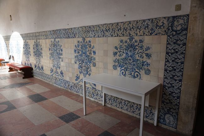 このタイルは何年物？