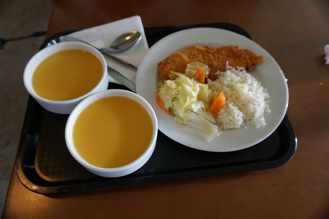 学食で昼食。タラです。