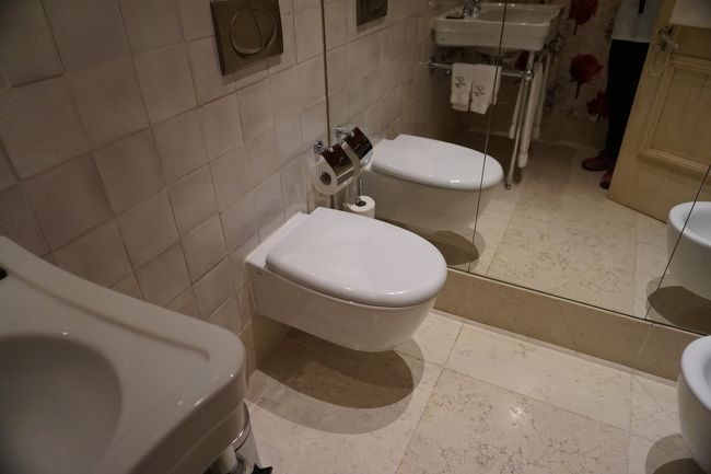 トイレも綺麗です。