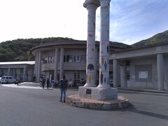 道の駅　小豆島オリーブ公園へ移動
見晴らしの良い高台で海とオリーブ園が見え綺麗。お土産含めて１時間くらいは遊べる。