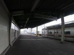 まずは、市川塩浜駅へ。高谷支線完乗します。