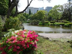 日比谷公園を経由