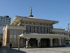 奈良駅到着。
観光案内所がある建物が素敵です。
JR奈良駅の旧駅舎だそう。