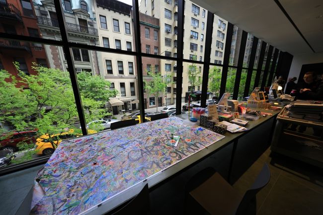 ブックストアがありました。