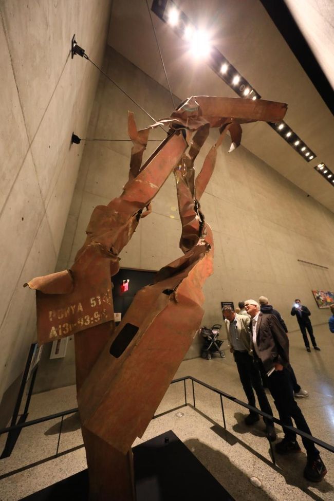 爪痕が痛痛しい