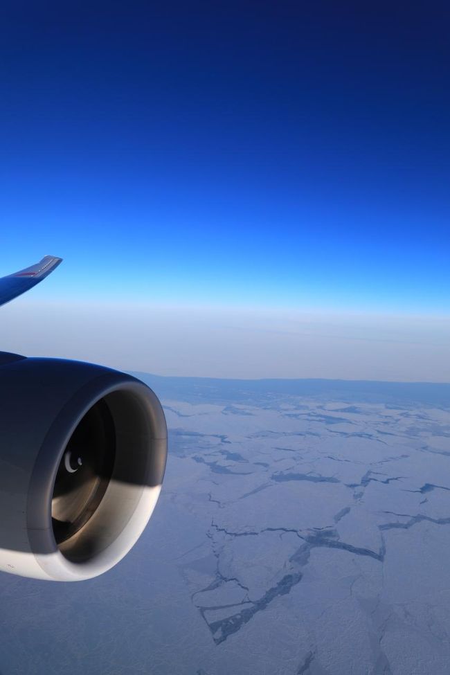 北極海付近通過ちう