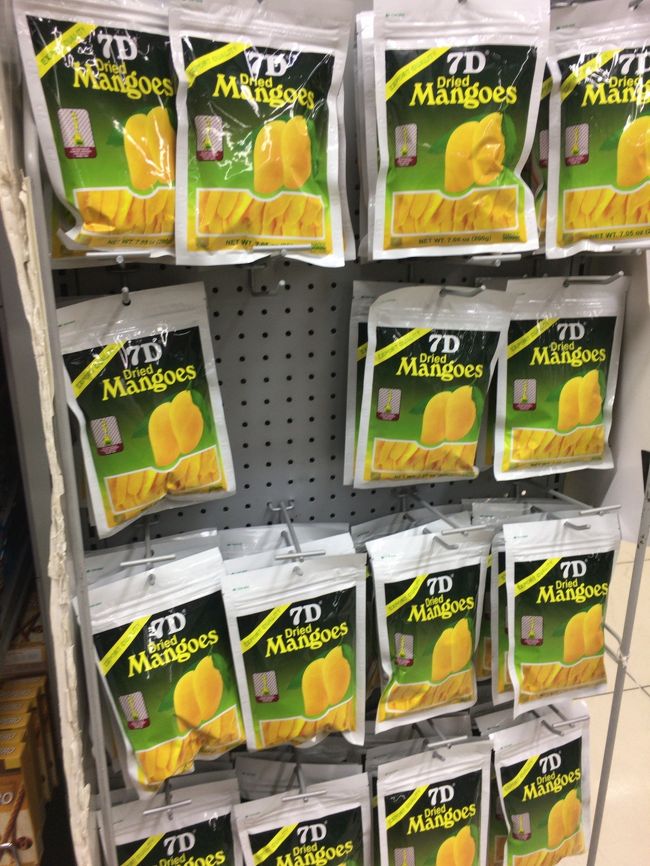 ここは絶対あるよね。以前はチャンギの７－１１で安価（確か２００ｇ＄３．５）に置いてありましたが、最近は１００ｇのしか置いてないので市内で買うしかありませんね。