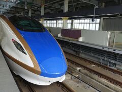 金沢駅停車中
つるぎ７１０号