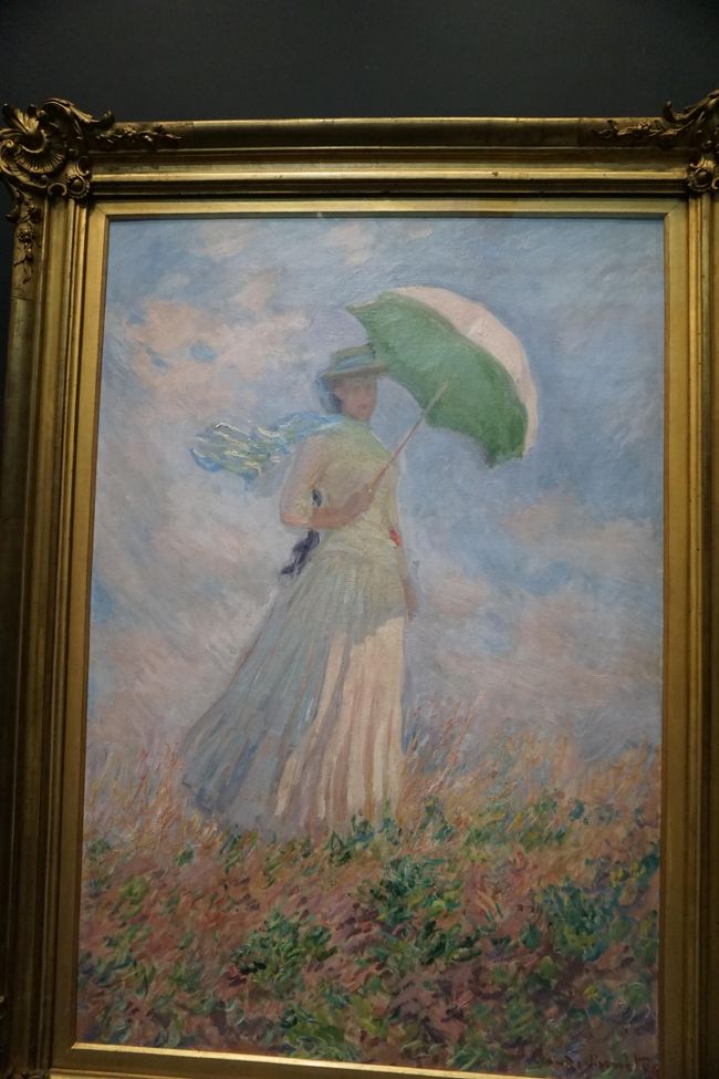 これらの二枚は、義理の娘をモデルに描かれています。死んだカミューの面影を思い、モデルの顔が書けなかったとも言われています。